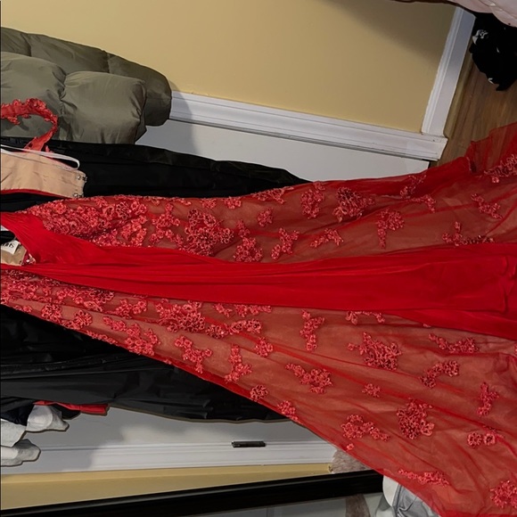 Sherri Hill Formal Gown - Picture 7 of 11